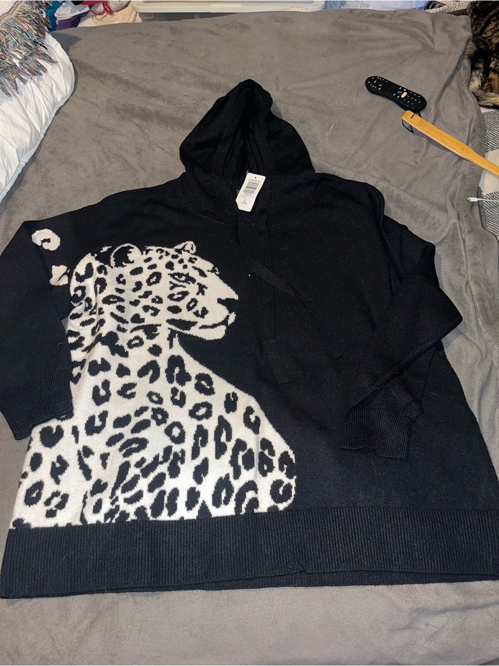 torrid Black & White Leopard Crewneck Hoodie Sweater